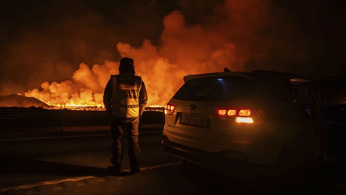 NO COMMENT: Las impresionantes imágenes de la erupción del volcán Reykjanes de Islandia