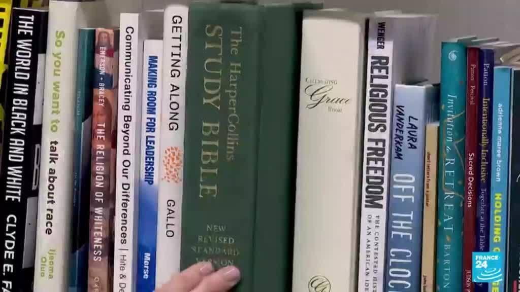 Texas aprueba enseñanza bíblica en las escuelas enfocada en el cristianismo y desata críticas