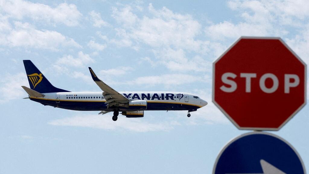 España multa con USD 187 millones Ryanair y cuatro aerolíneas más por cobros abusivos de servicios