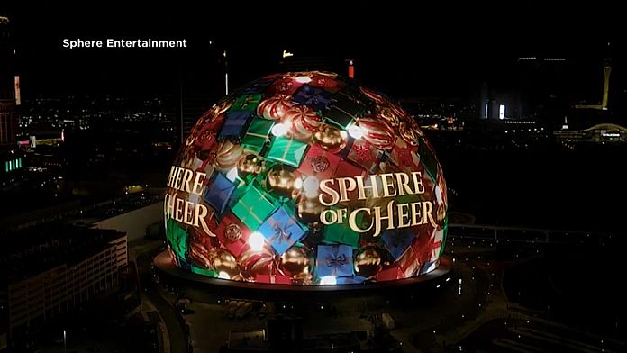 NO COMMENT: La pantalla circular más grande del mundo anima la Navidad en Las Vegas