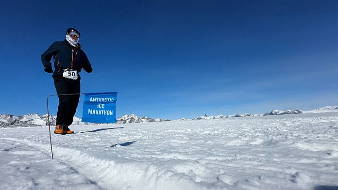 NO COMMENT: El maratón de hielo, la carrera más fría del mundo