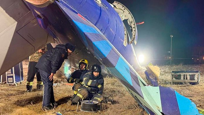 Azerbaiyán investiga el siniestro del vuelo 8432 presuntamente atacado por un misil ruso