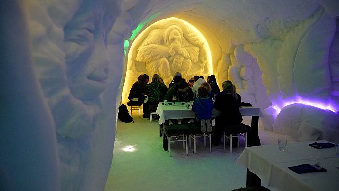 NO COMMENT: Así es una cena de Navidad en un restaurante del círculo polar ártico