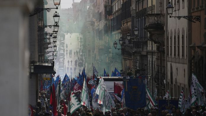 Stellantis da marcha atrás y revoca unos 250 despidos al mantener sus subcontratas