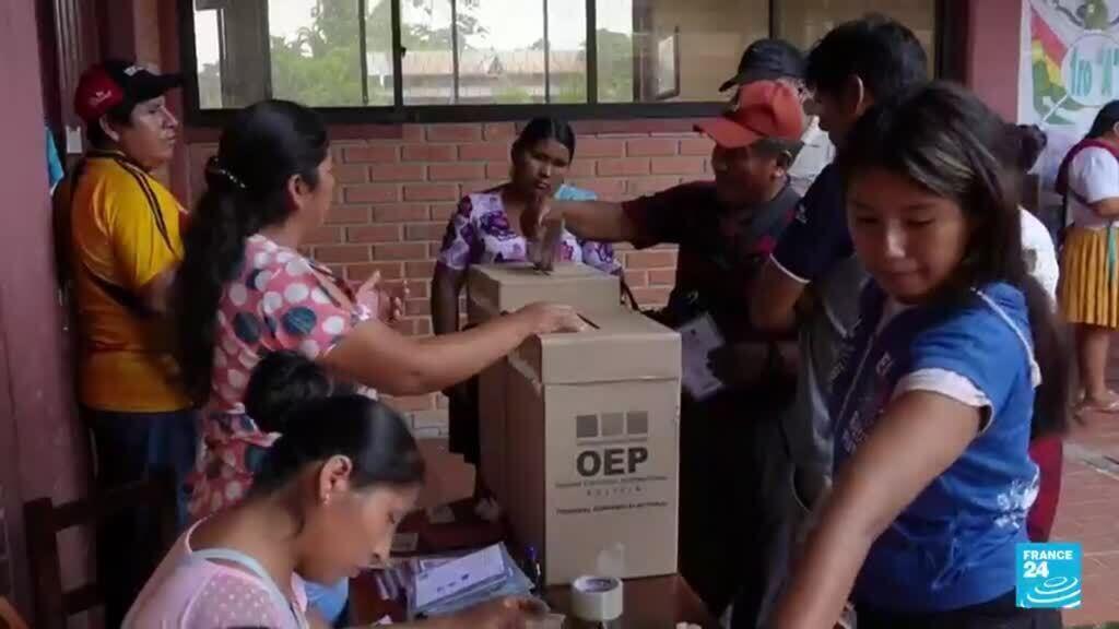 Elecciones de magistrados para altos tribunales en Bolivia en medio de críticas opositoras