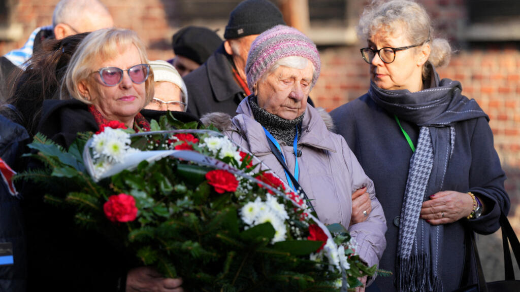 Los sobrevivientes intervienen en la conmemoración del 80 aniversario de la liberación de Auschwitz