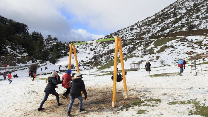 NO COMMENT: La innegable belleza de las montañas nevadas de Argelia