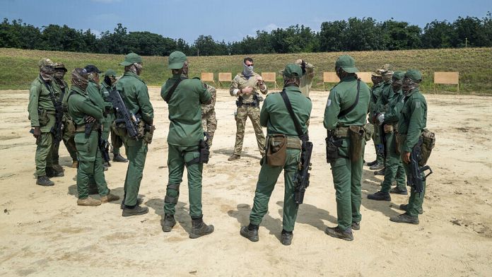 Costa de Marfil anuncia la retirada de las fuerzas francesas