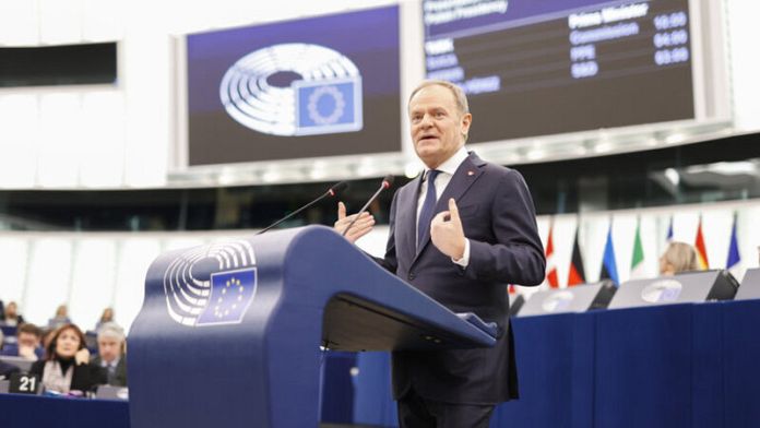 Lluvia de críticas a Donald Tusk tras su discurso ante el Parlamento Europeo