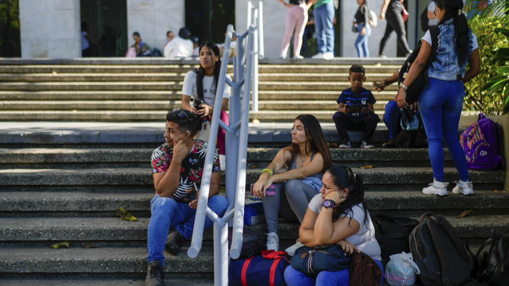 Desempleo mundial llega a su nivel más bajo en 30 años, pero los jóvenes enfrentan mayores desafíos