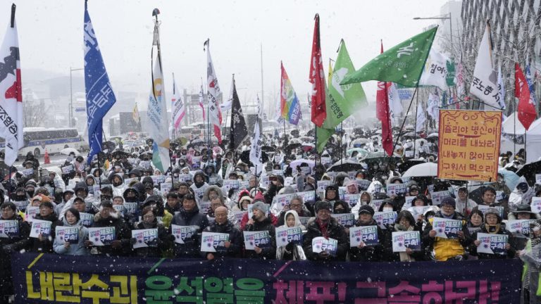 Caso Yoon Suk-yeol en Corea del Sur lleva a polarización y protestas en temperaturas bajo cero