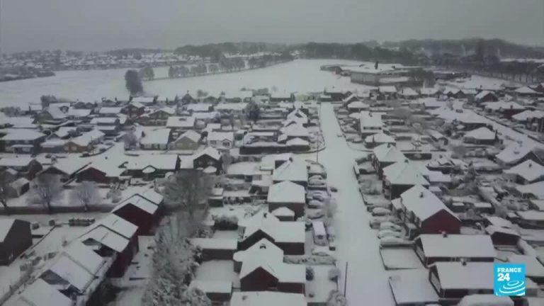 Tormenta de nieve azota a Europa y afecta tráfico aéreo de varios países