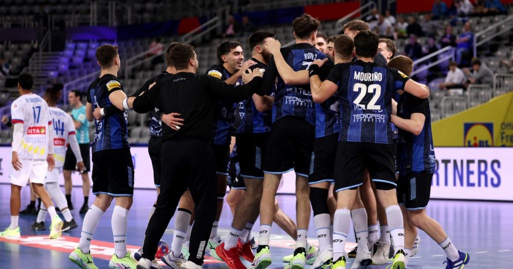 Mundial de handball: Argentina volvió a sonreír y Brasil hizo historia con una actuación imposible de su arquero