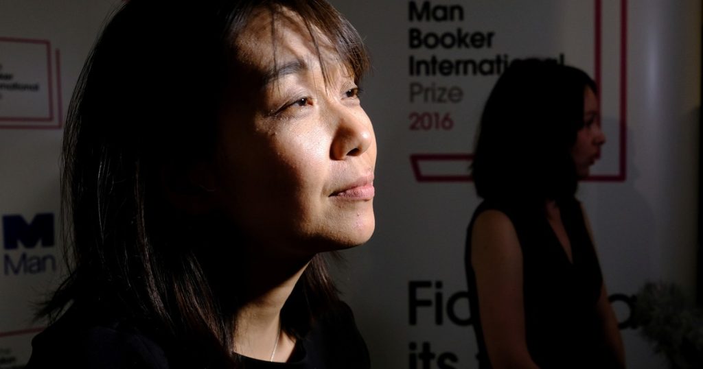 Entrevista exclusiva con Han Kang: "No me gusta la palabra víctima, significa cierta derrota"