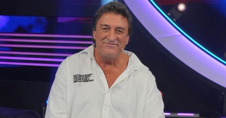 Carlos tiene 64 años, no era fan de Gran Hermano, pero sus hijos lo anotaron: flamante eliminado, el ex futbolista y DT dice que hará "de todo para volver, me quedé con ganas de más"