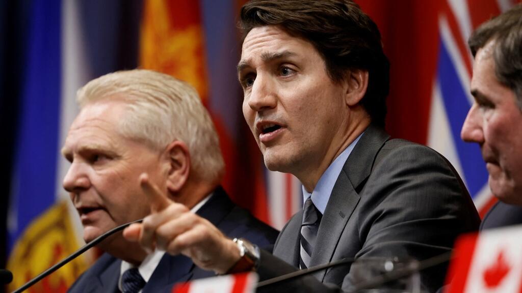 Canadá promete una respuesta “contundente” si Trump le impone arancel del 25%