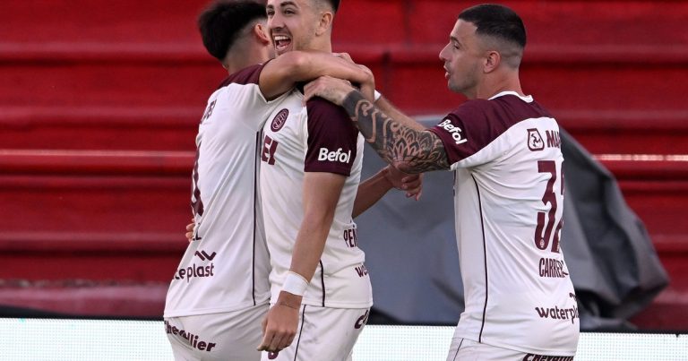 Lanús vs Deportivo Riestra, por el Torneo de Apertura: minuto a minuto, en directo