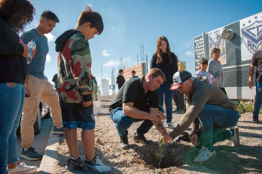 Con la plantación de más de 5800 árboles, Rawson obtuvo el sexto lugar como municipio que integra la Red por el Cambio Climático