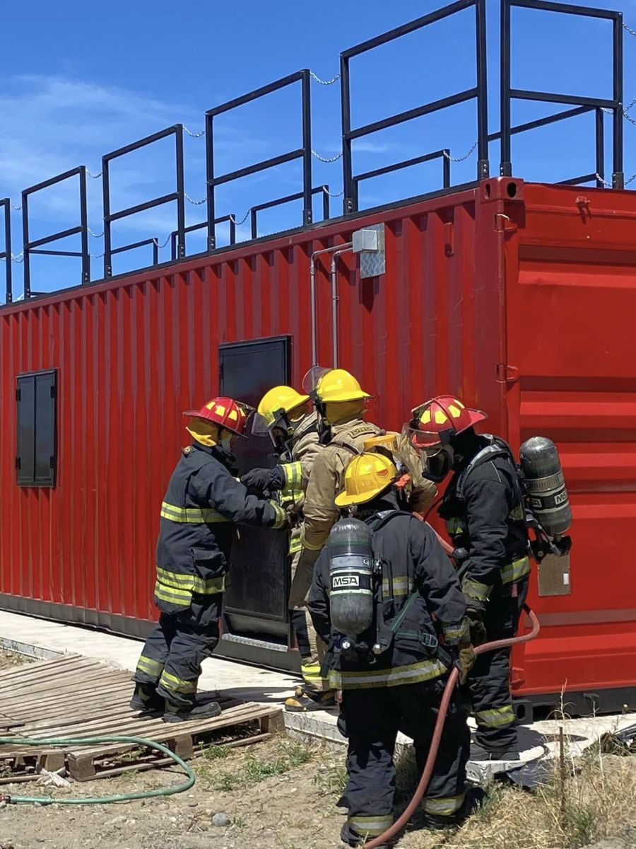 Pusieron en marcha el primer simulador de incendios de la zona en Rada Tilly