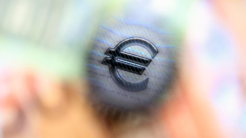 Francia impulsa represalias contra las tecnológicas de EE. UU., Irlanda se resiste y la UE se divide