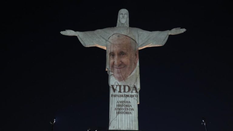 ¿Cómo ha enfrentado Francisco el retroceso del catolicismo en América Latina?
