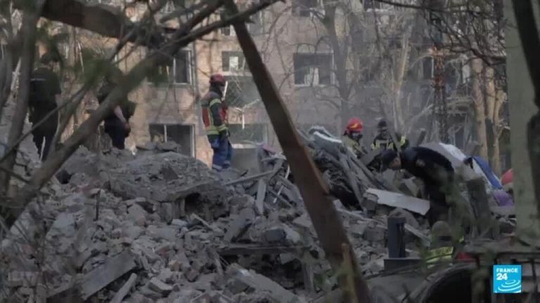 Al menos ocho muertos tras ataque ruso masivo contra Kiev