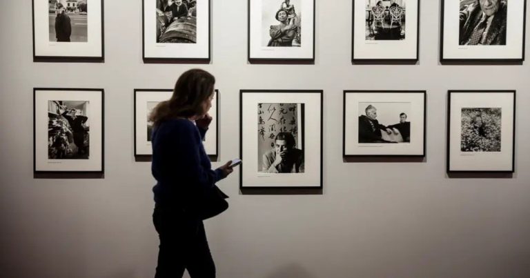 Robert Doisneau, más allá de la foto del beso ante el Ayuntamiento de París