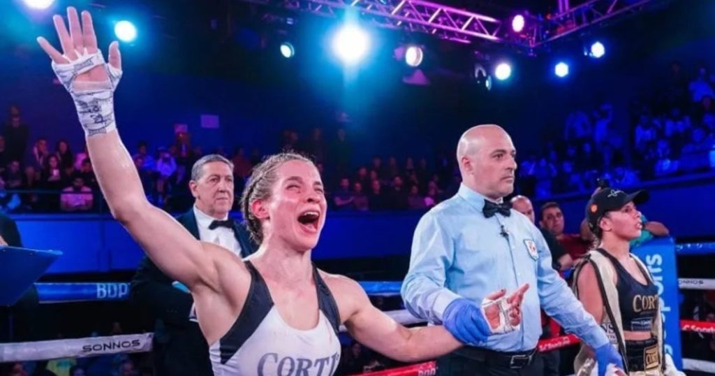 Sol Cudos, la 38° argentina campeona mundial de boxeo: el polémico fallo mayoritario que le dio el triunfo frente a Sol Baumstarth