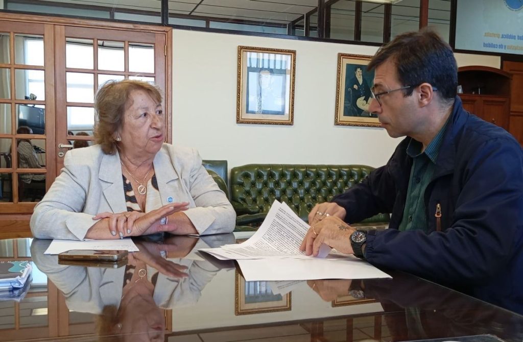 Provincia firmó un convenio de cooperación con la Universidad Nacional de la Patagonia San Juan Bosco