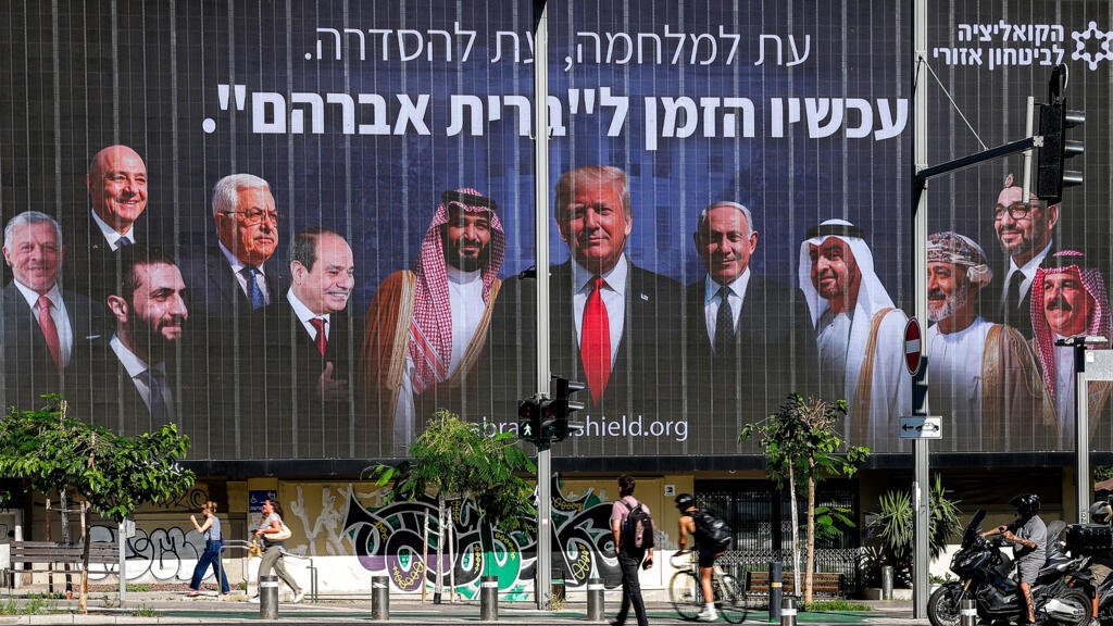 Trump oficializa el fin de las sanciones contra Siria: ¿qué viene para este país en posguerra?