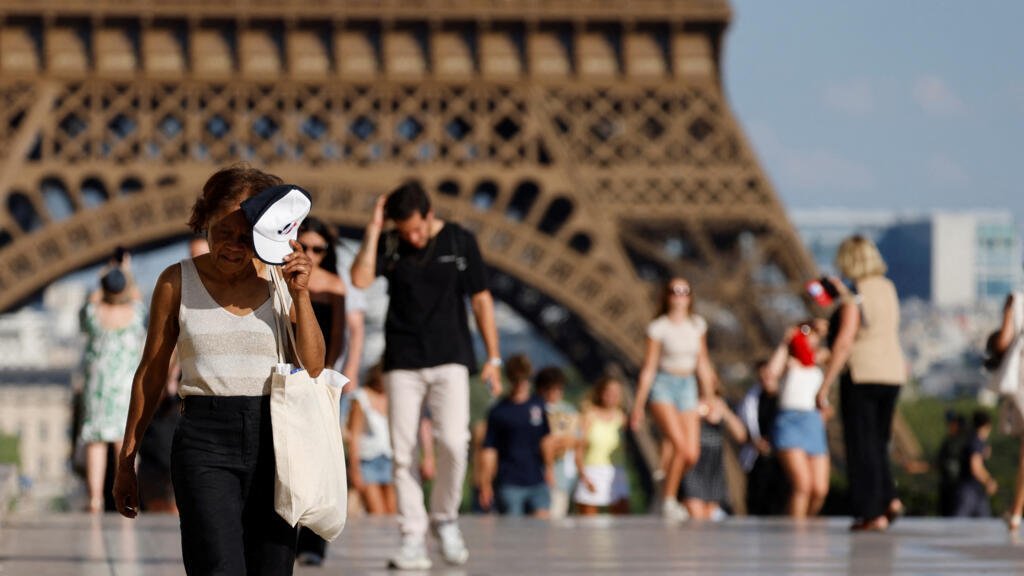 Francia vive temperaturas sin precedentes en junio y se prepara para el día más caluroso