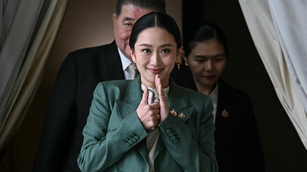 Crisis en Tailandia tras filtración de polémica llamada de la primera ministra con líder de Camboya