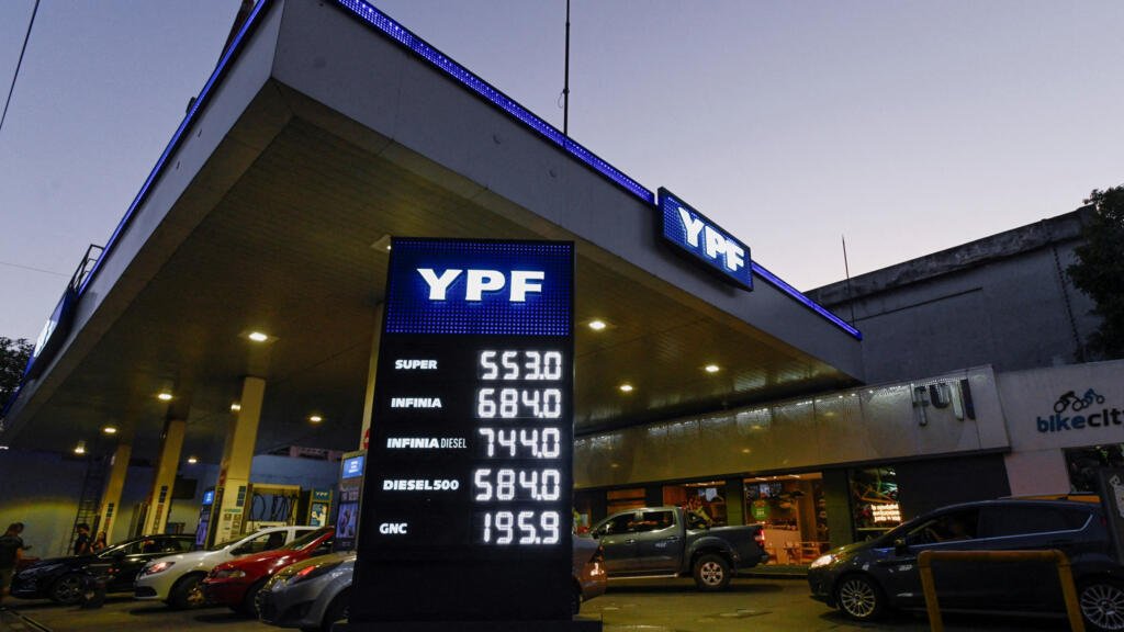 La Justicia de EE. UU. le ordena a Argentina devolver el 51% que expropió de YPF