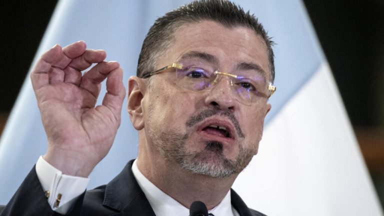 Corte Suprema pide retirar la inmunidad al presidente de Costa Rica para ser juzgado por corrupción