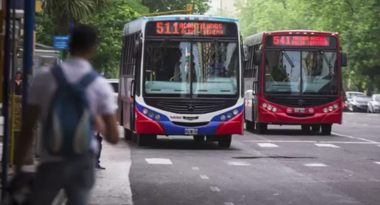 El nuevo tarifazo en colectivos: qué cambia según la zona y cuánto cuesta viajar