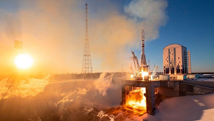 Rusia lanza el satélite de comunicaciones iraní Nahid-2 junto a dos sondas meteorológicas