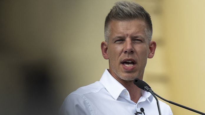 Péter Magyar hace campaña contra las políticas exterior e interior divisorias y ataca a Orbán