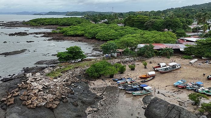 NO COMMENT: Se levantan las advertencias de tsunami en Japón y EE.UU., pero Chile sigue en alerta