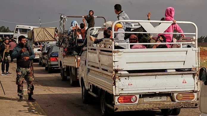 El Gobierno provisional sirio comienza a evacuar a beduinos de Sueida