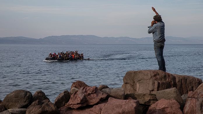 Rescatan a más de 750 migrantes en el sur de Grecia en una operación a gran escala