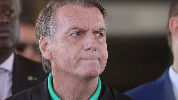 El expresidente de Brasil, Jair Bolsonaro, será monitoreado con grillete electrónico