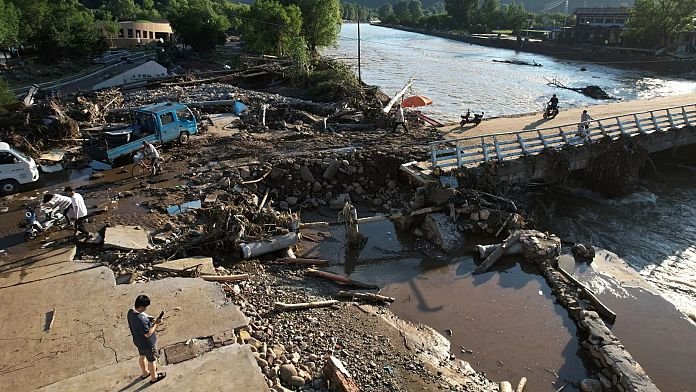 31 personas murieron en una residencia durante las inundaciones de China