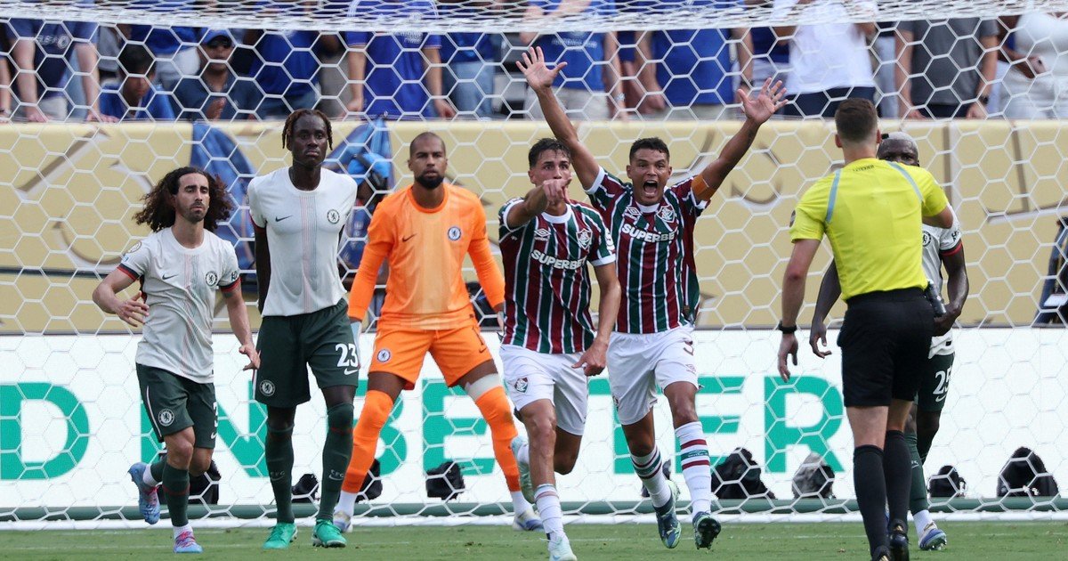 Era penal para Fluminense por una mano de Chelsea pero el VAR lo anuló: la jugada más polémica del Mundial de Clubes y el aplauso de Enzo Fernández