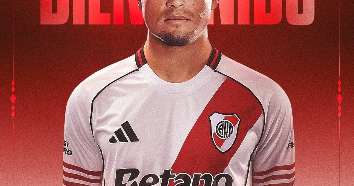 River hizo oficial el fichaje de Maxi Salas y ahora va con todo por Maher Carrizo: ¿paga la cláusula y asoma un nuevo conflicto con Vélez?