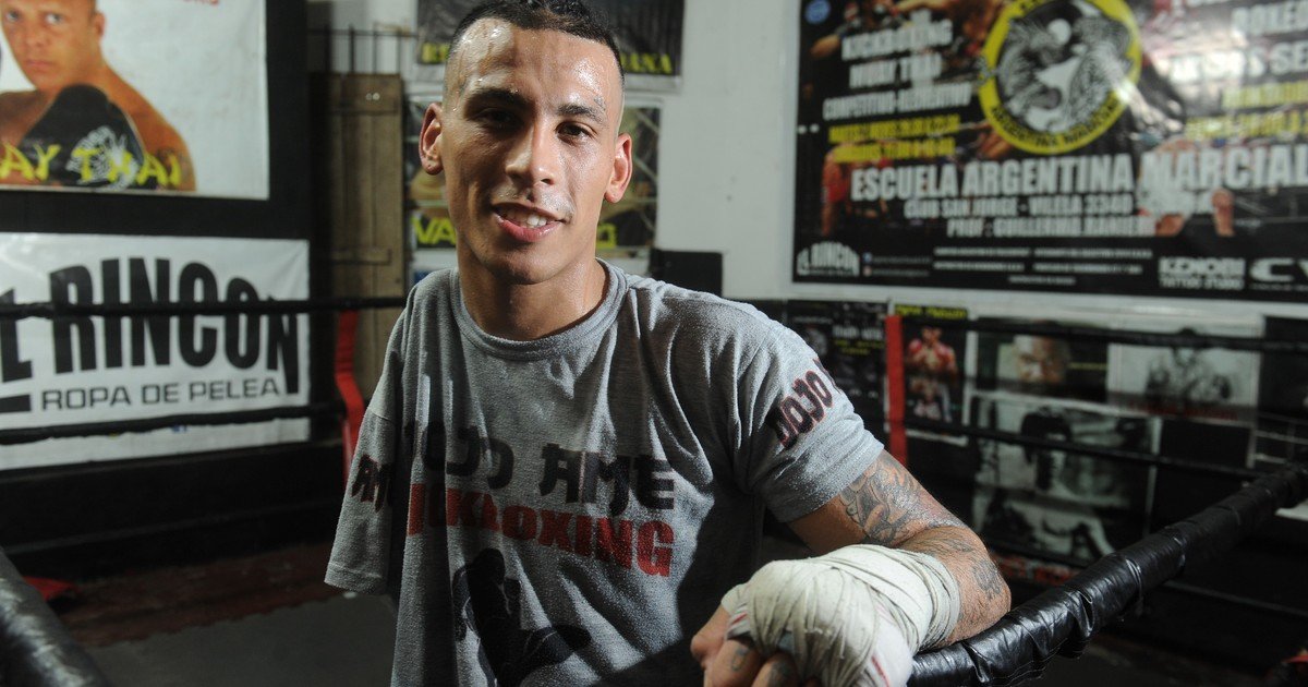 Carlos Machado, el luchador de un solo brazo: de la operación que le cambió la vida a los tres años a su viaje de película al Sudeste Asiático que lo hizo a prueba de todo