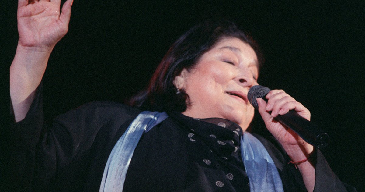 Mercedes Sosa cumpliría 90 años y habrá un mega homenaje en el Colón: quiénes cantan, dónde verlo y cómo conseguir entradas
