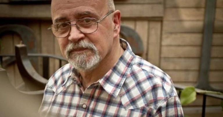 Murió Jorge Ricardo Aulicino, periodista y una de las voces fundamentales de la poesía