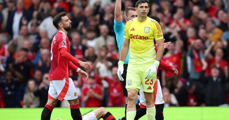¿Un dolor de cabeza para Scaloni?: se enfrió el interés de Manchester United por Dibu Martínez y aparece un destino exótico