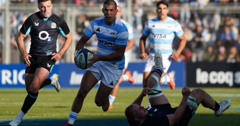 Simón Benítez Cruz, el Puma surfer: la apuesta de Contepomi que una día se cansó del rugby y lo cambió por las olas