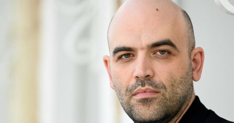 Roberto Saviano logra una condena clave contra la Camorra: “Es el fallo más importante de mi vida”